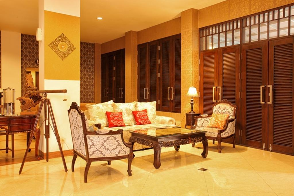 The Victoria Guesthouse Bandung Exterior photo